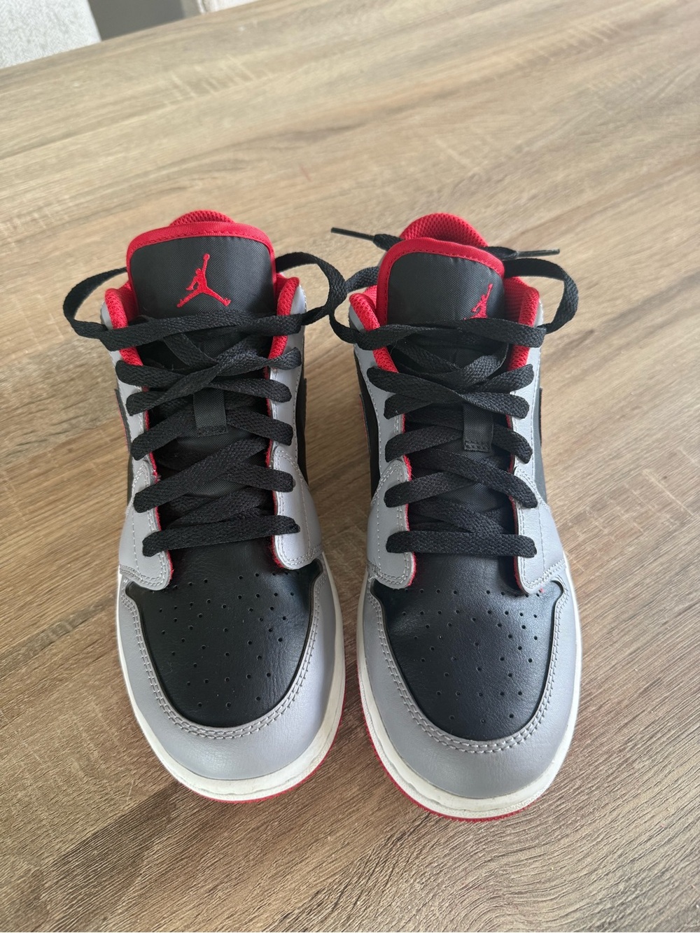 Nike Air Jordan 1 Low Cement Fire Red - Picture 2 of 8